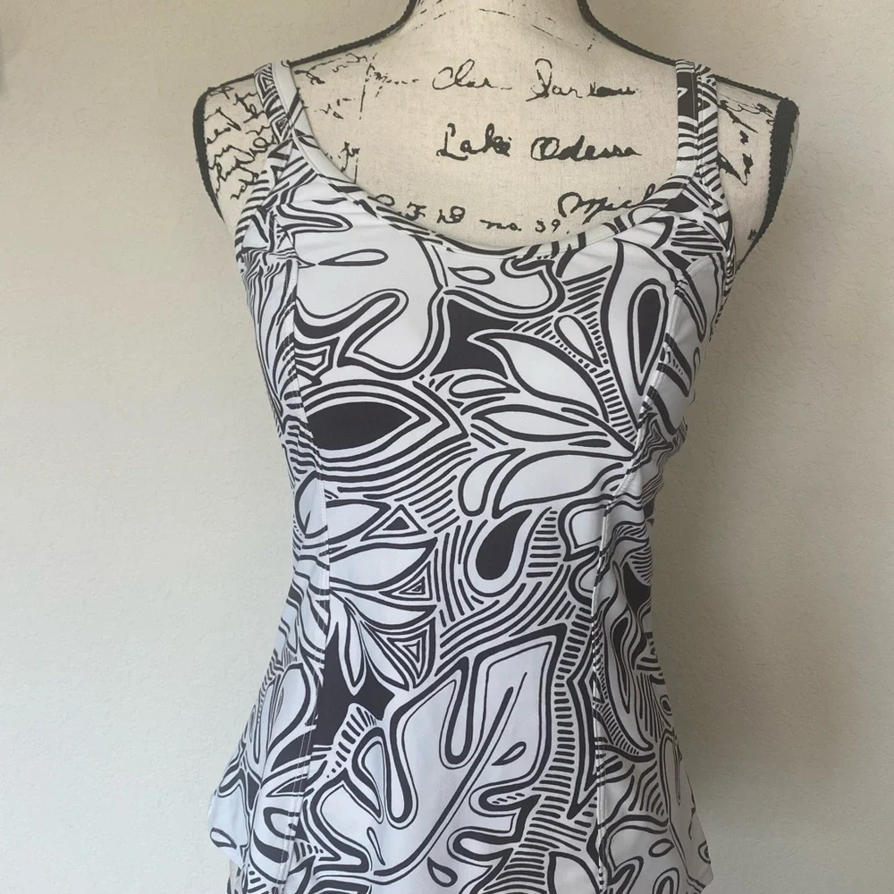 St. John's Bay Tankini Top - Picture 2 of 7